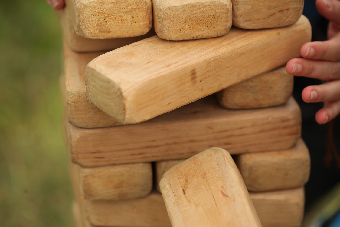 playing jenga